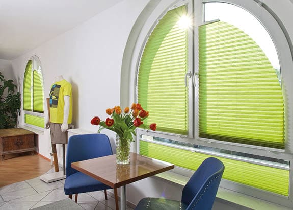 Plissees in Wohnzimmer